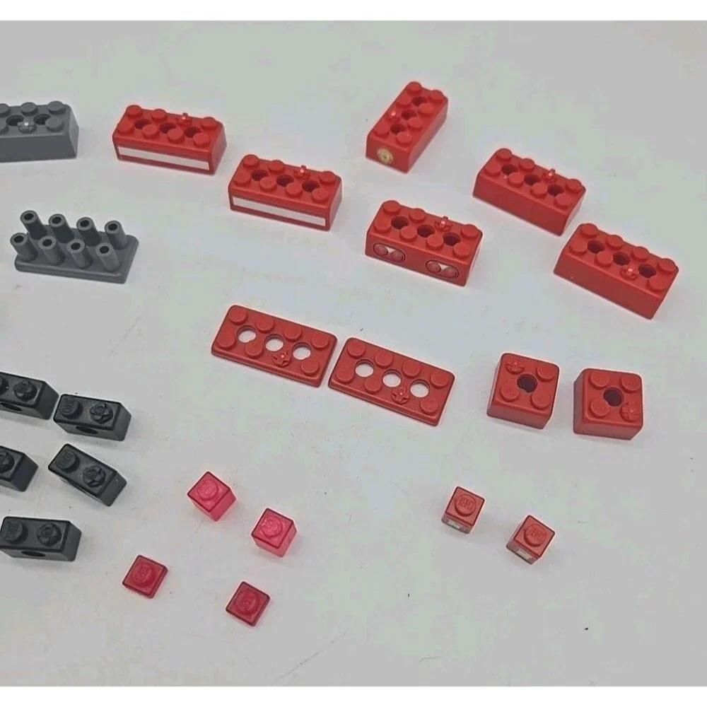 K'nex 39 Replacement Assorted Pieces Red Black Gray Bricks Miscellaneous Parts